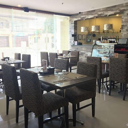 Gt Hotel Bacolod Kültér fotó